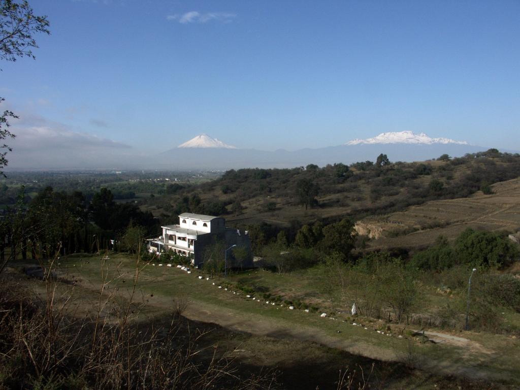 100213_Cacaxtla 014.JPG